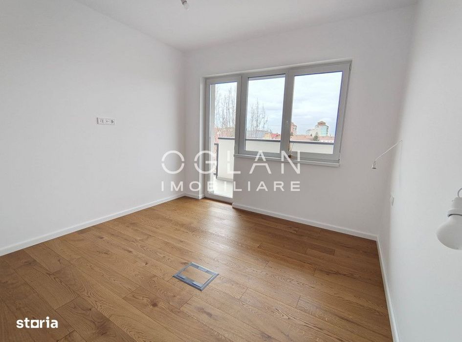 Penthouse 4 cam, terasa 78 mp, La Cheie, D. Stanca
