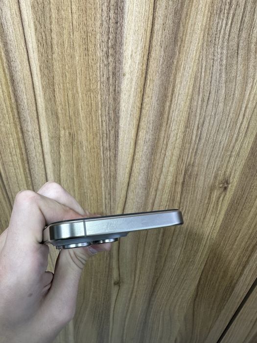 Iphone 15 pro max natural 256 gb 85%