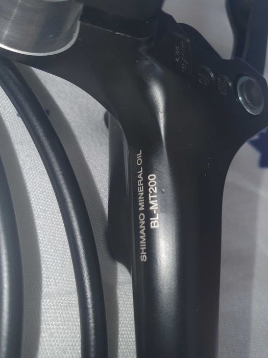 Frână hidraulică de spate shimano