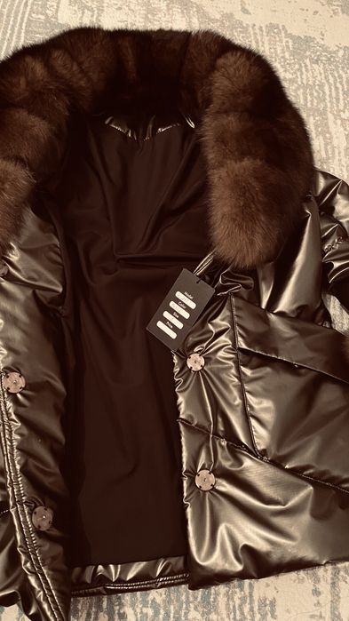 Куртка в отличном состоянии