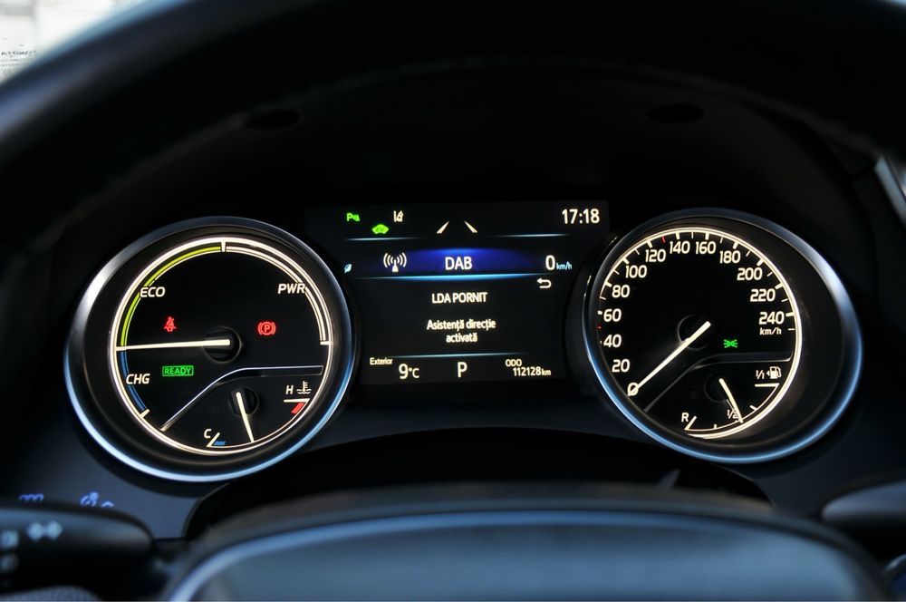 Toyota Camry Hybrid - Automat 2020/Distronic