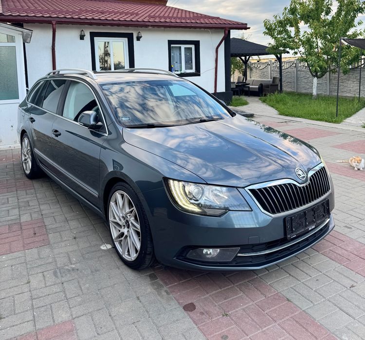 Skoda Superb 2014 2.0 TDI - DSG | Facelift | Led | Xenon | Navi | Euro 5 | Jante | Cutie Automata