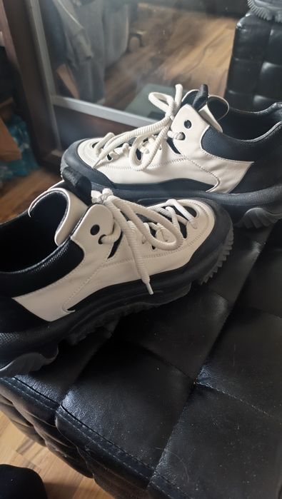 Adidași gheata mărime 42