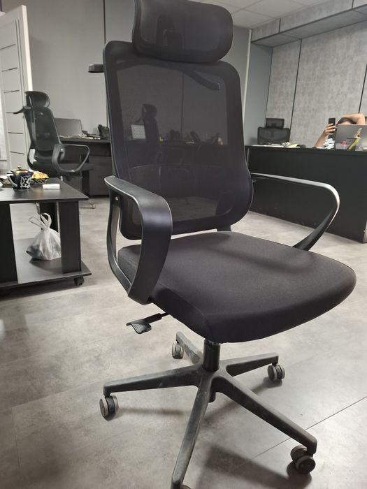 Ofis uchun atol stullar