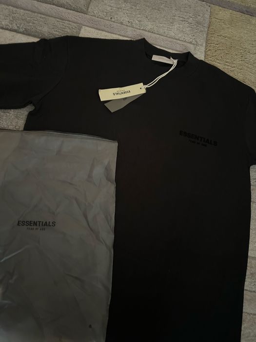 Tricou essentials m nou
