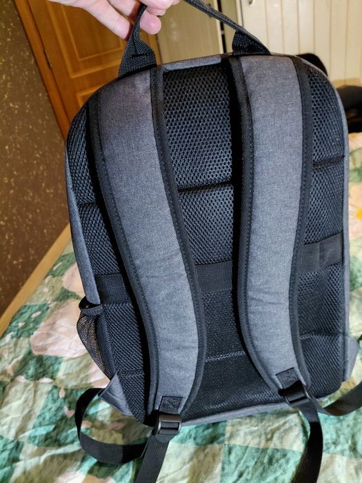 Раница за лаптоп HP Prelude 15.6", цвят сив. 
eMAG
eMAG
В България цената на тази раниц