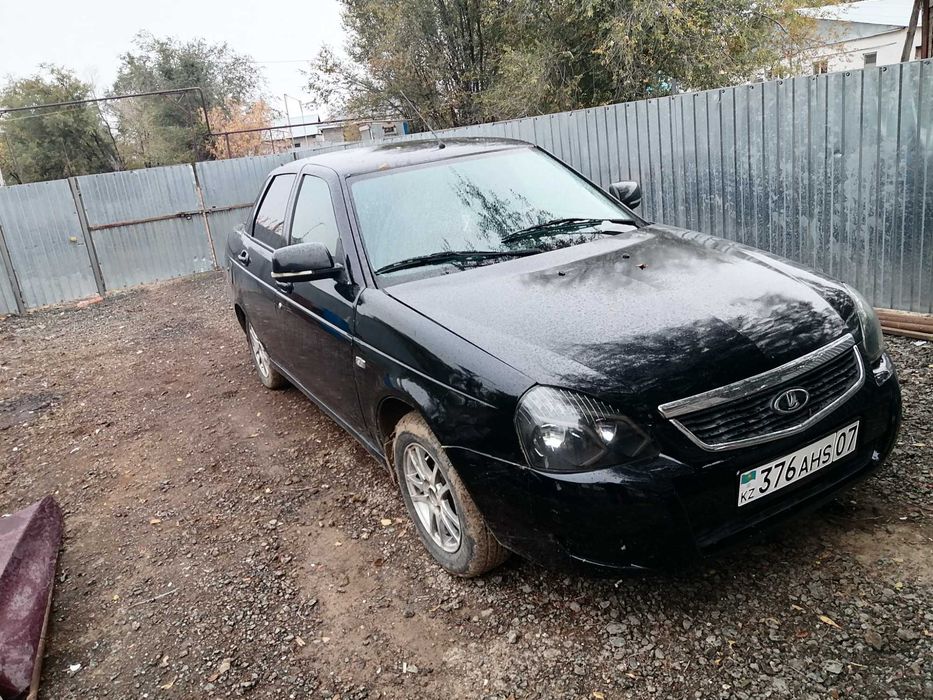 Продам Приору 2010