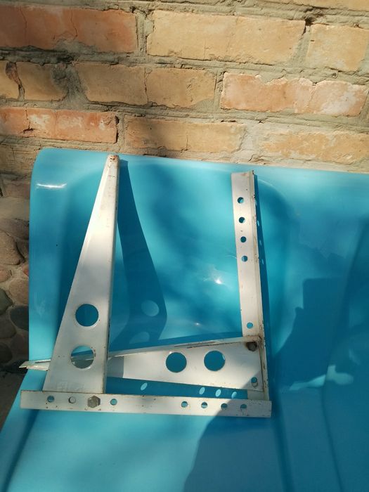 Продам крепления для кондиционера 2 пары (4 штуки)