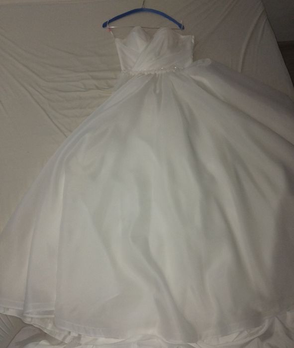 Vând rochie de mireasa