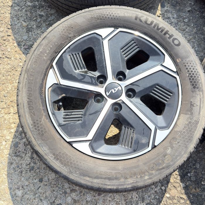 Джант с гуми Kia Niro 16"