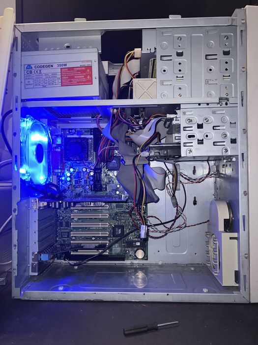 Intel pentium 3 cpu 730 mhz cu win98 si xp