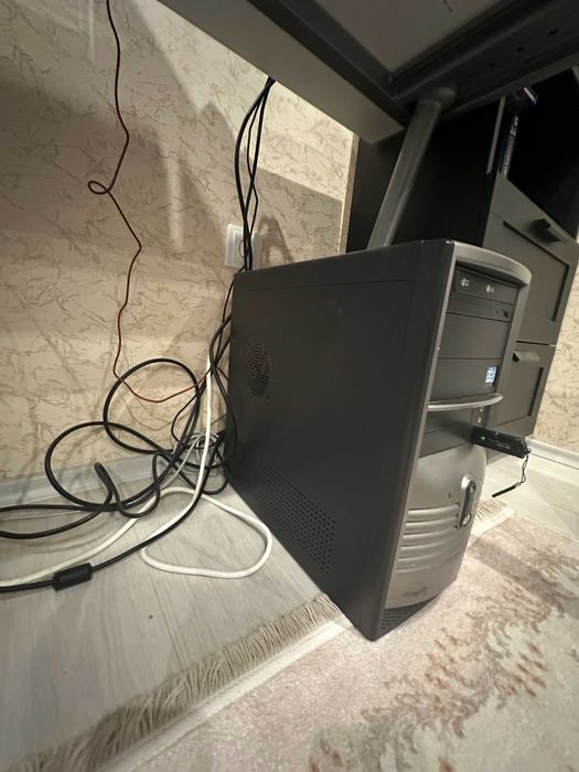 Компютър i5-2500K + 8GB RAM + SSD | офис / интернет | София