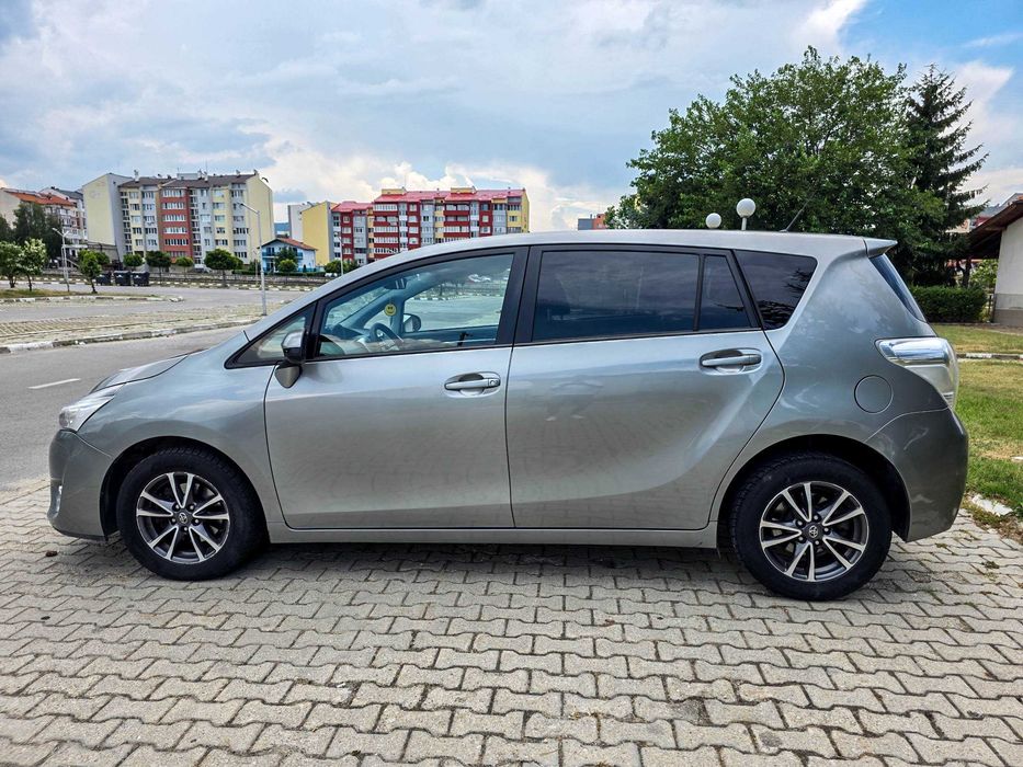 Toyota Verso 2.0 D-4D, 7 места, NAVI, KАМЕРА, ОБСЛУЖЕНА