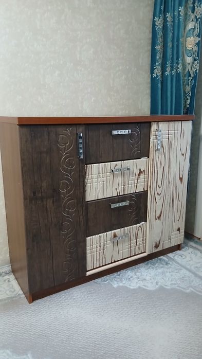 Продам большой комод