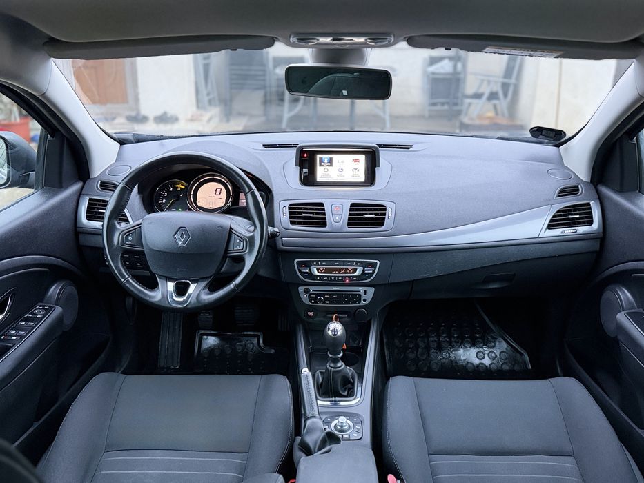 Renault Megane LIMITED 2016 / 1.5 DIESEL