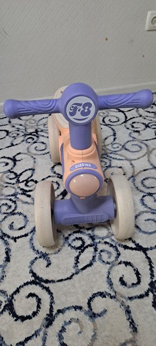 Продается детский беговел