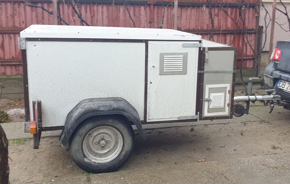 Remorcă transport câini