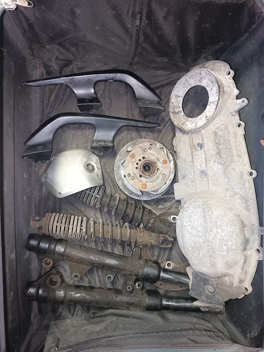 Ямаха X MAX 250 на части и Хонда SH 150