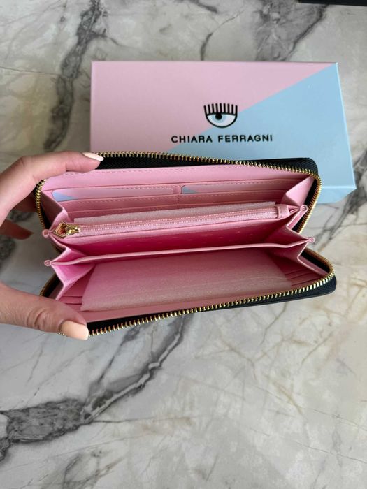 нов портфейл Chiara ferragni