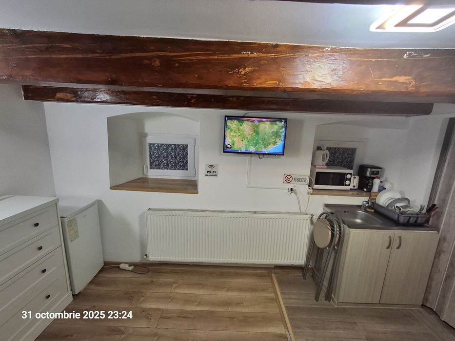 Garsoniera regim hotelier (cititi descrierea anuntului)