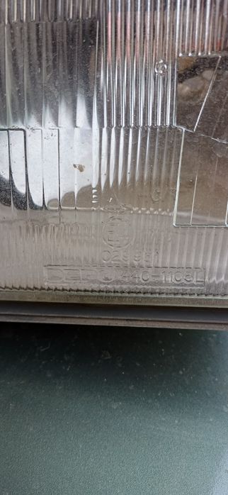 Продам фары от Мерседес 124, дорест.