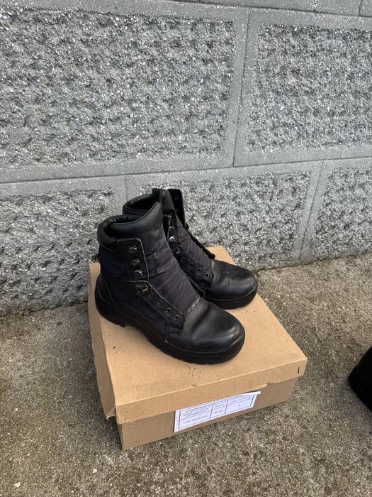 Зимни боти и кубинки от естествена кожа.