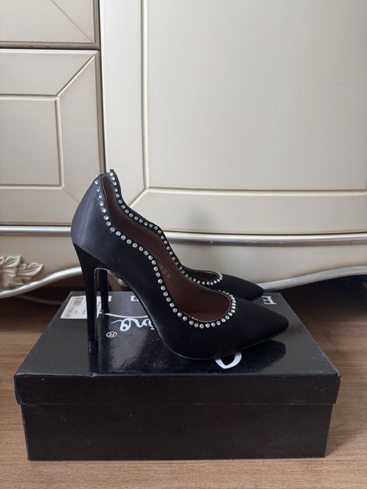 Новые туфли Италия 38, 35 р