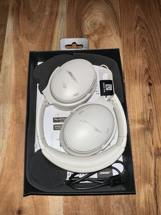 Casti Bose QuietComfort 45