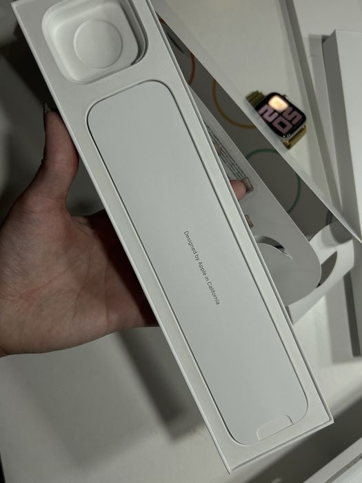 Продам Apple Watch SE 2022 44mm