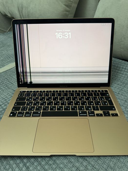 Macbook air M1