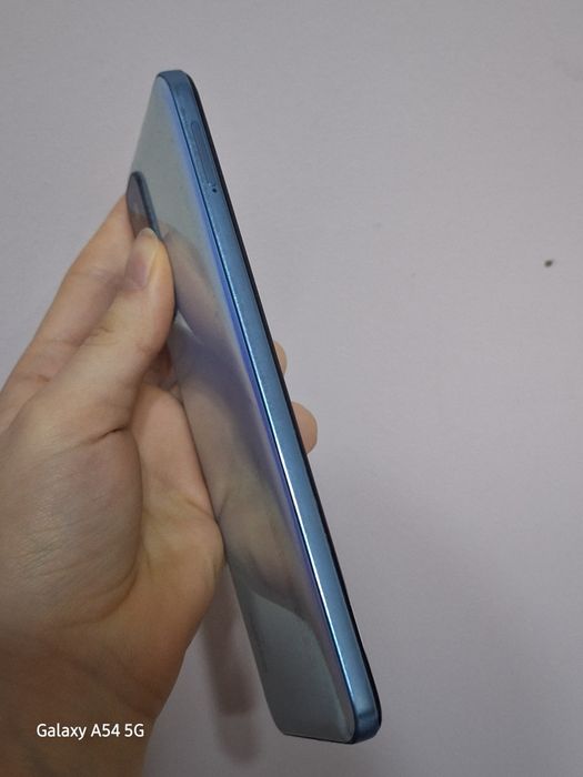 продам срочно Redmi Note 11