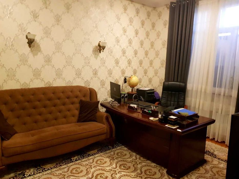 Сдается в аренду дом 3-х уровни на Никитина