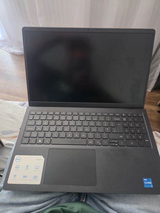 Laptop DELL Inspiron 15 3520, Intel Core i5-1235U pana la 4.4GHz, 15.6" Full HD, 8GB, SSD 512GB