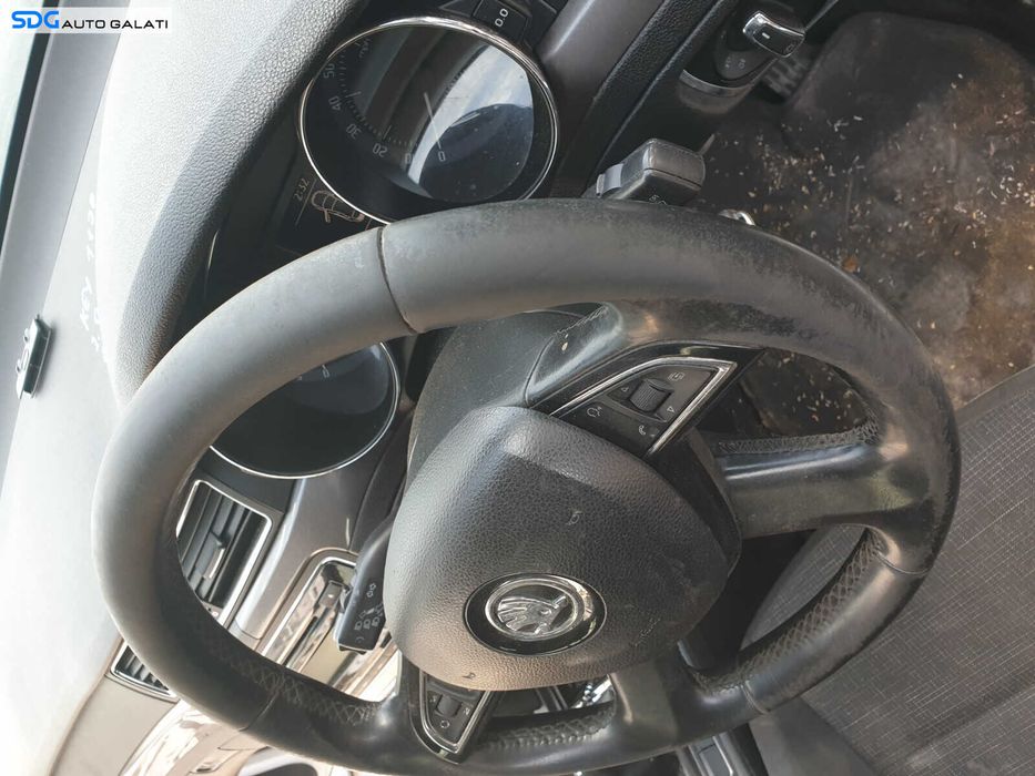 Volan Piele 4 Spite cu Comenzi cu Uzura FARA Airbag Skoda Superb 2 2008 - 2015 [K4547]