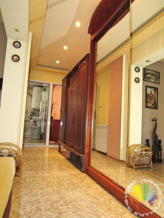 Дава се под наем Двустаен апартамент в Бургас, Лазур - 80 кв.м за 510 € - Снимка #8