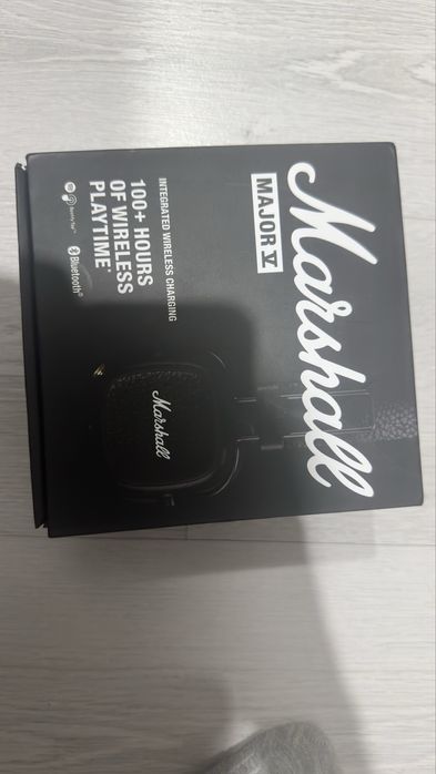 Marshall V черный,коричневый