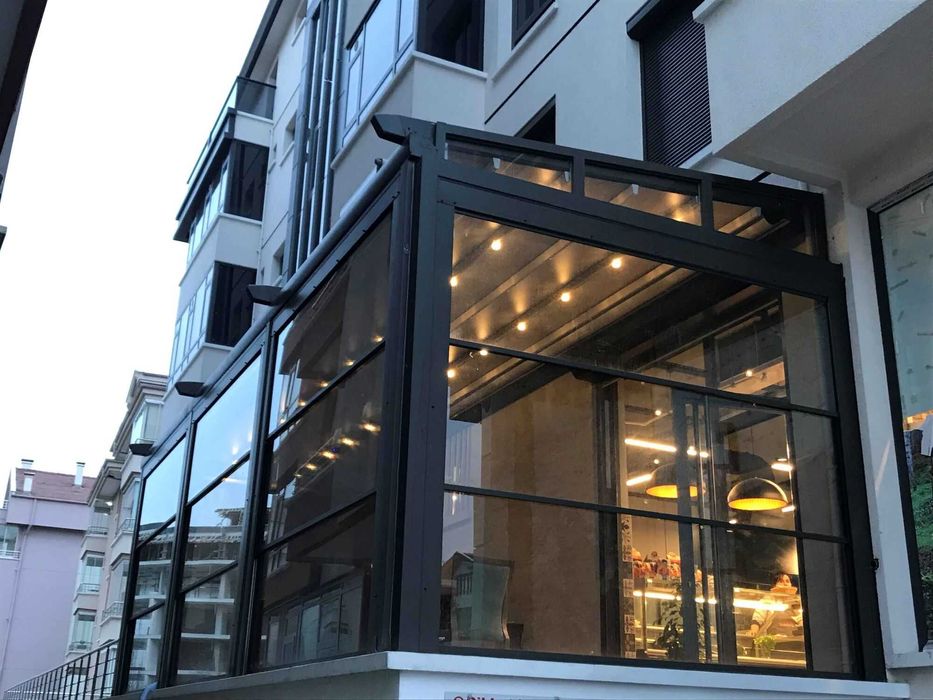 Гильотинные окна для кафе, террас, балконов | Avtomatik gilyotin oyna