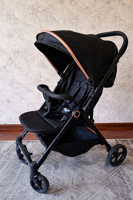 Продается коляска