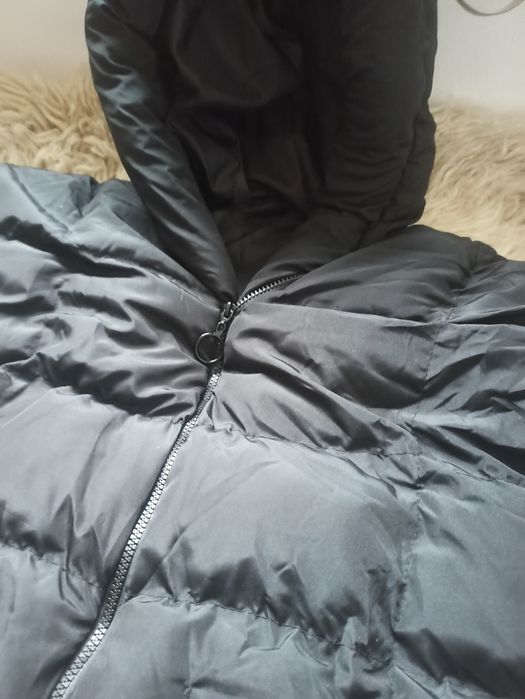 Чисто ново яке.Не е използвано.Размер М.