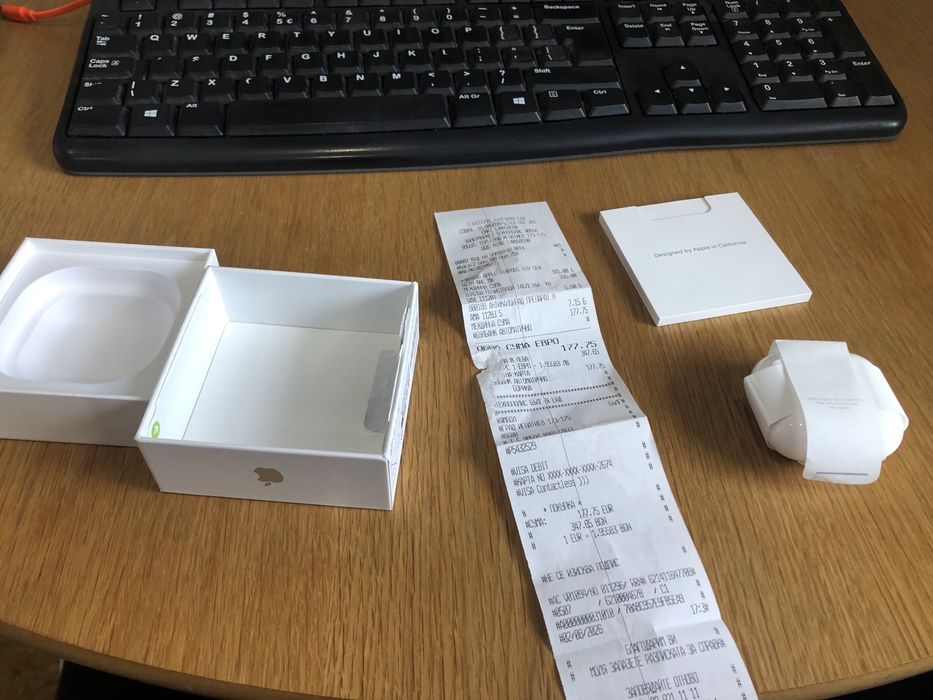 Продавам Airpods 4 ANC