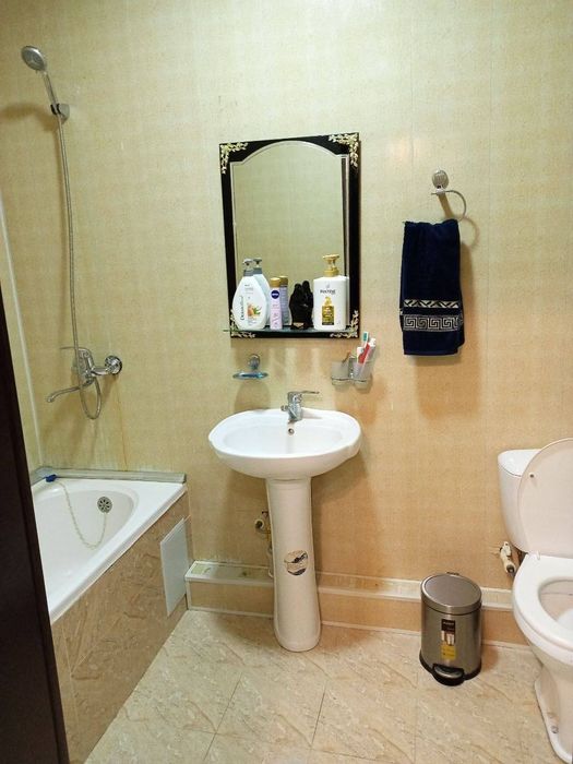 Yangi qurilgan domdan uy sotiladi. 1-etaj