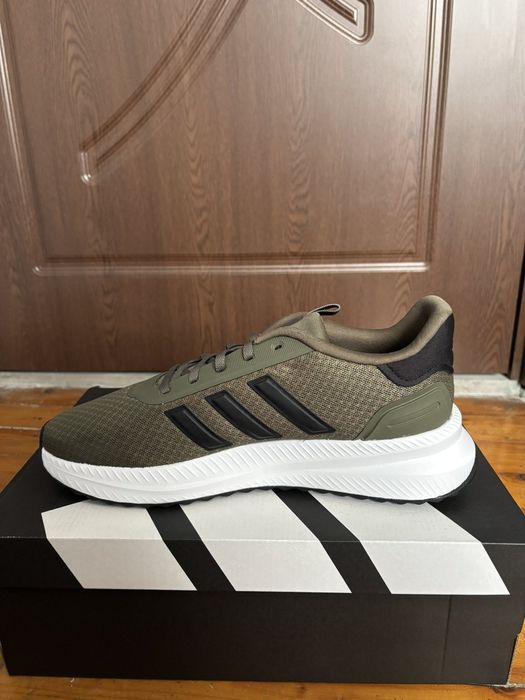 Маратонки Adidas