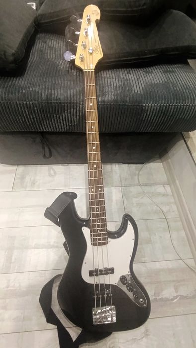 Електрически бас