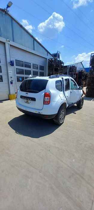 DACIA DUSTER 1.6 BENZINA  2017 Dezmembrez/Dezmembram