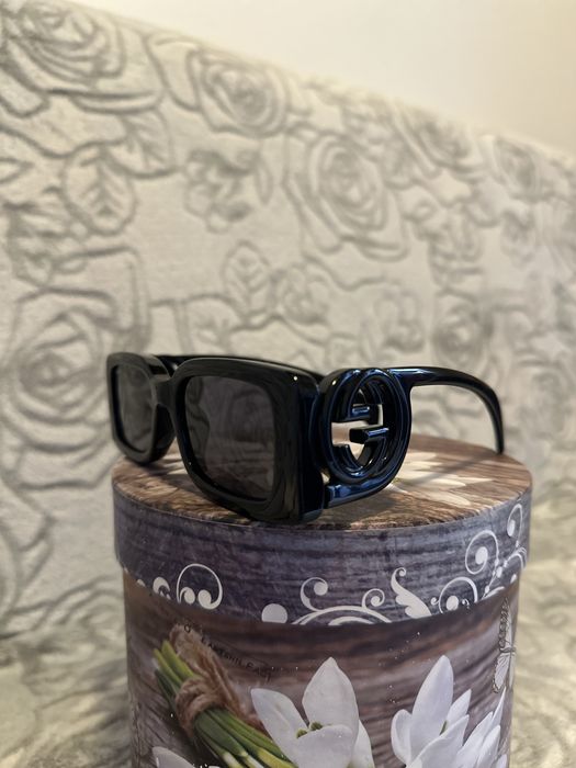 Vand ochelari Gucci originali