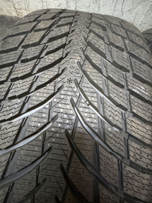 245/45/17 НОВИ Nokian 2бр дот21