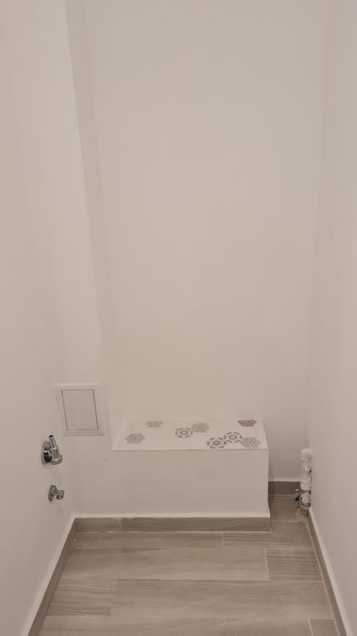 Închiriez apartament  2 camere decomandat Băneasa