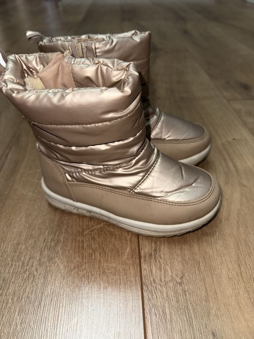 Обувь в хорошем состоние