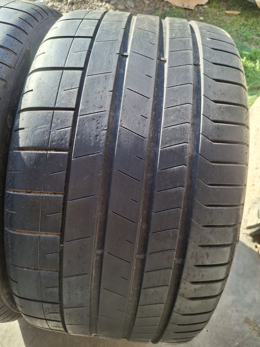 2 Anvelope de vară 305 30 r20 Pirelli