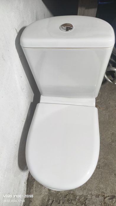 Продам унитаз б/у